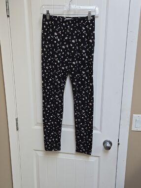 Urban Kids Girls' Black Floral Leggings - Pink & Green Daisy Print Large